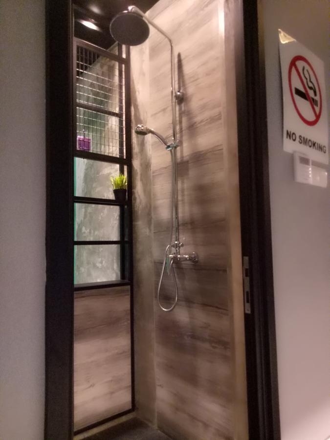 Tube Hotel Klebang Melaka Kültér fotó